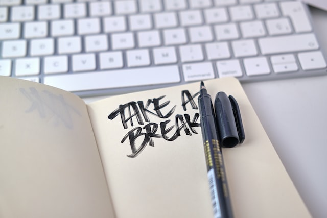 take a break to prevent burnout note on desk