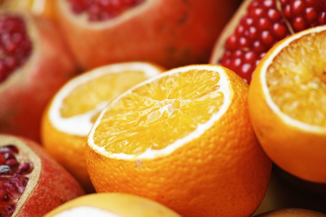 vitamin C found in oranges and pomegranate